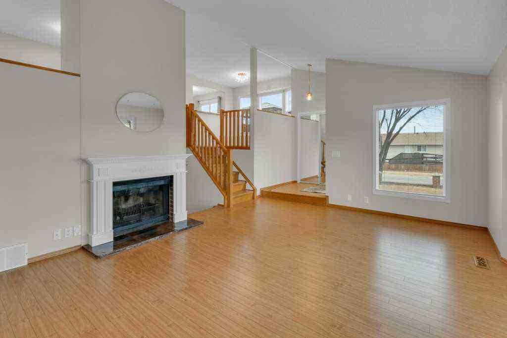 MLS® A2270100 - 4173 44 Avenue NE in Whitehorn Calgary, Residential