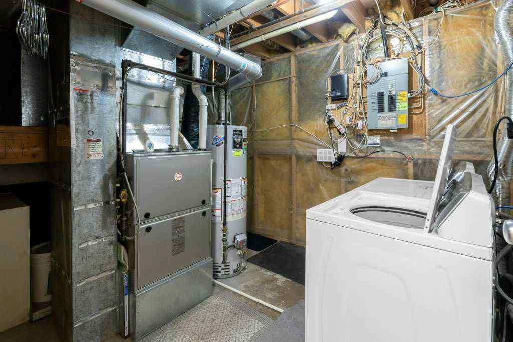 MLS® A2270100 - 4173 44 Avenue NE in Whitehorn Calgary, Residential