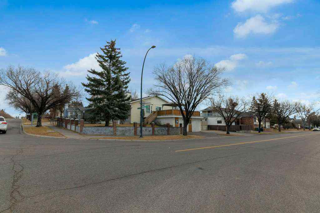 MLS® A2270100 - 4173 44 Avenue NE in Whitehorn Calgary, Residential