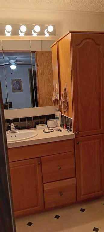 MLS&reg; # A2270102 - 2921 29 Street S in Parkbridge Estates Lethbridge, Mobile Open Houses