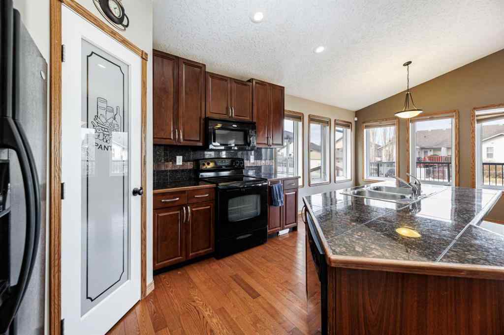 MLS&reg; # A2270103 - 86 Jenner Crescent  in Johnstone Crossing Red Deer, Residential Open Houses