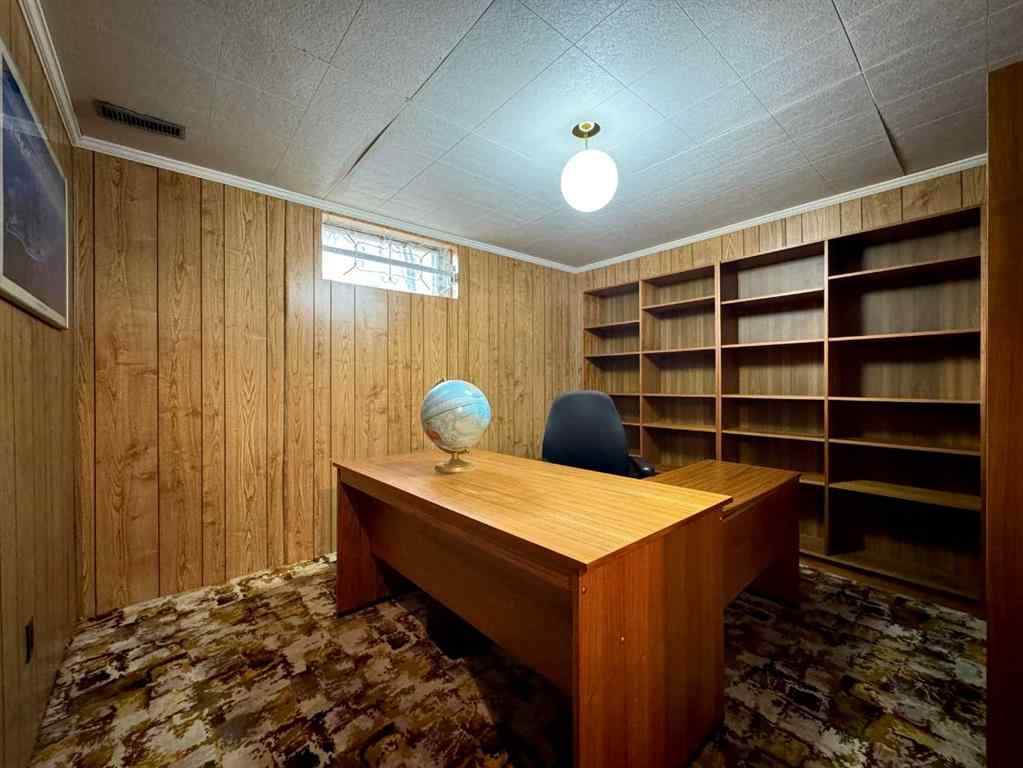 MLS&reg; # A2270104 - 2231 19 Street S in Agnes Davidson Lethbridge, Residential Open Houses