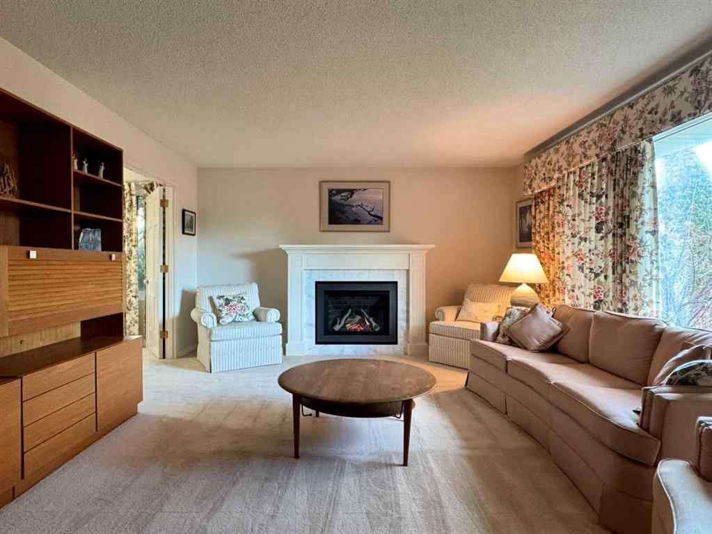 MLS&reg; # A2270104 - 2231 19 Street S in Agnes Davidson Lethbridge, Residential Open Houses