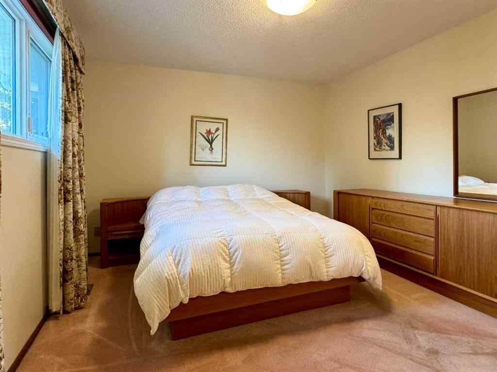 MLS&reg; # A2270104 - 2231 19 Street S in Agnes Davidson Lethbridge, Residential Open Houses