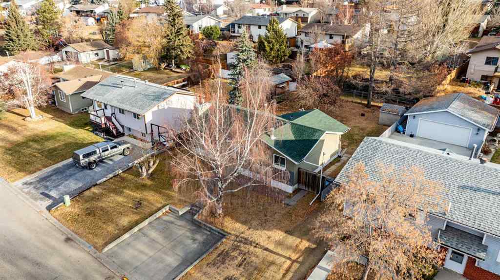 MLS&reg; # A2270108 - 93 Westview Drive  in Lakeview Heights Sylvan Lake, Residential Open Houses