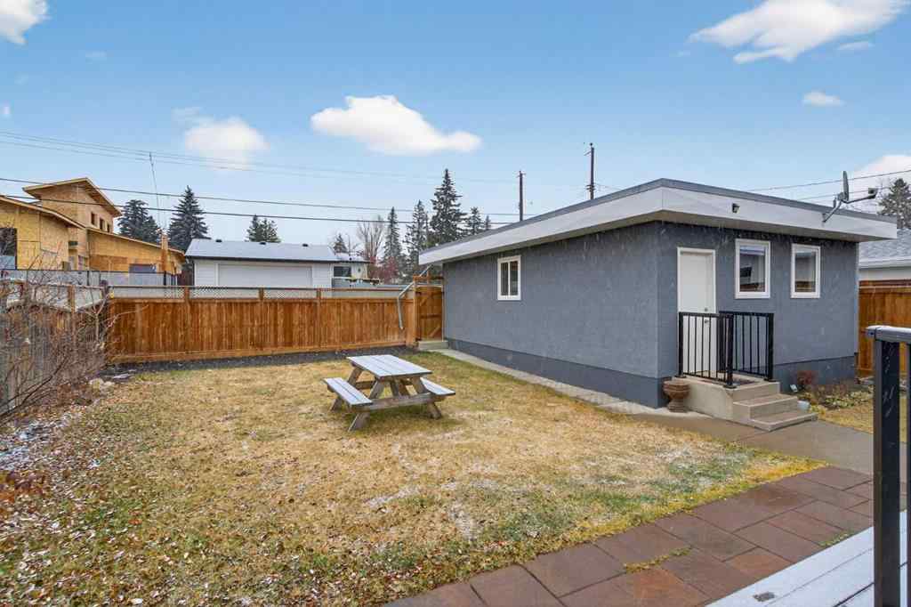 MLS® A2270110 - 3704 58 Avenue SW in Lakeview Calgary, Residential