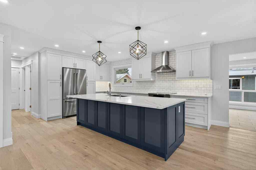 MLS® A2270110 - 3704 58 Avenue SW in Lakeview Calgary, Residential