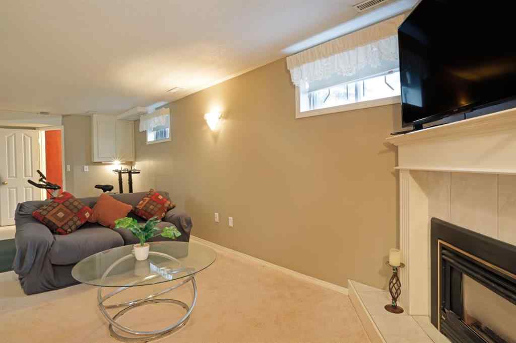 MLS&reg; # A2270112 - 1120 2 Avenue E in Ingram Park Brooks, Residential Open Houses