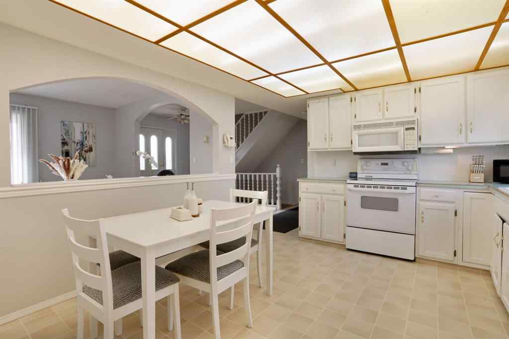 MLS&reg; # A2270112 - 1120 2 Avenue E in Ingram Park Brooks, Residential Open Houses