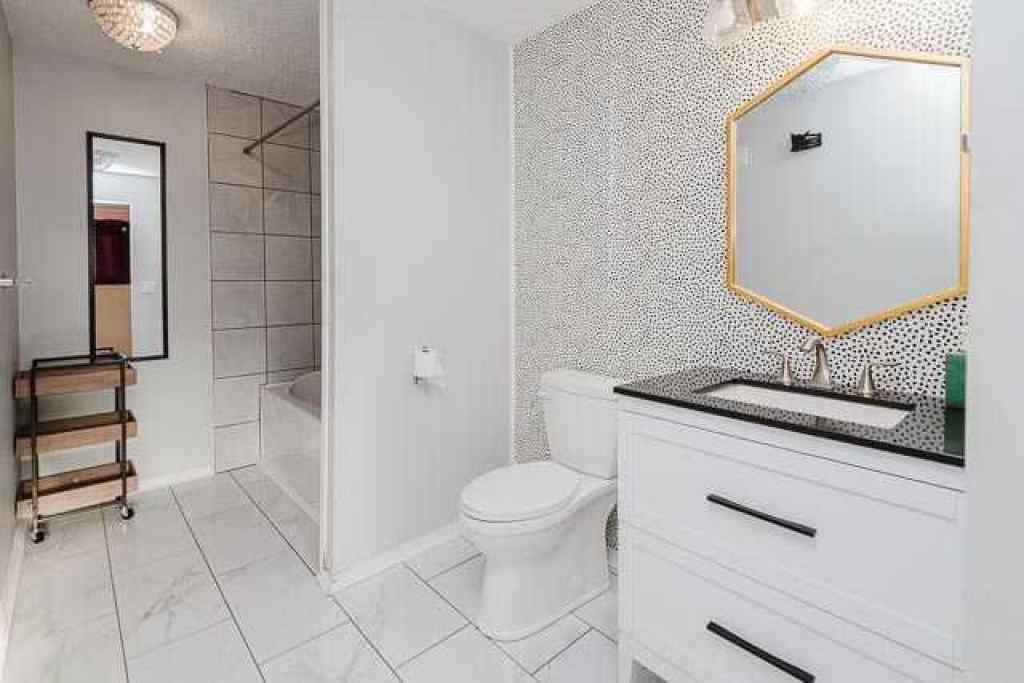 MLS&reg; # A2270115 - 8610- 102A Ave   in Crystal Landing Grande Prairie, Residential Open Houses