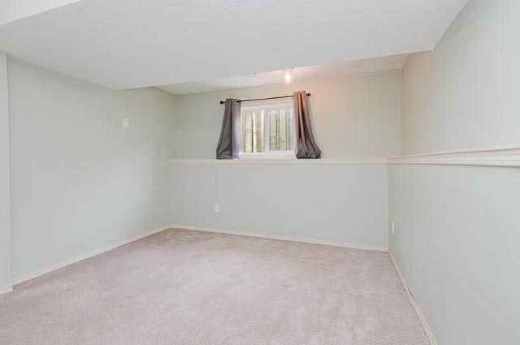 MLS&reg; # A2270115 - 8610- 102A Ave   in Crystal Landing Grande Prairie, Residential Open Houses