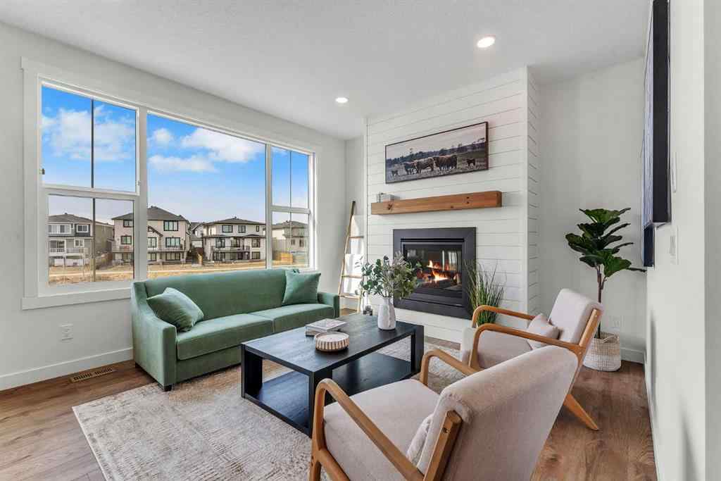 MLS® A2270119 - 303 Kinniburgh Loop  in Kinniburgh South Chestermere, Residential