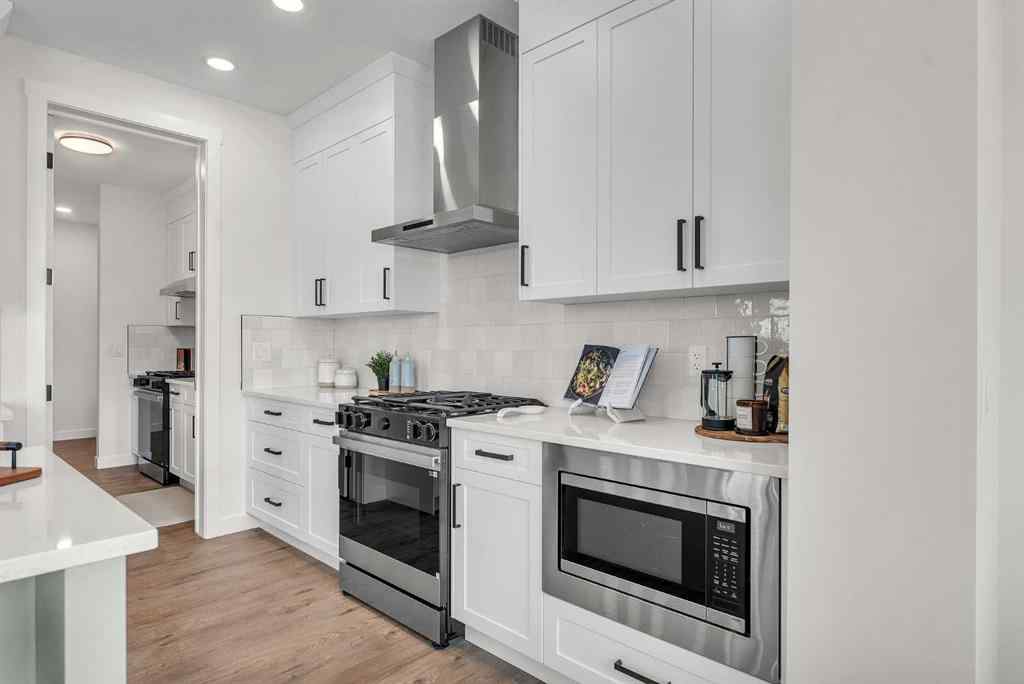 MLS® A2270119 - 303 Kinniburgh Loop  in Kinniburgh South Chestermere, Residential