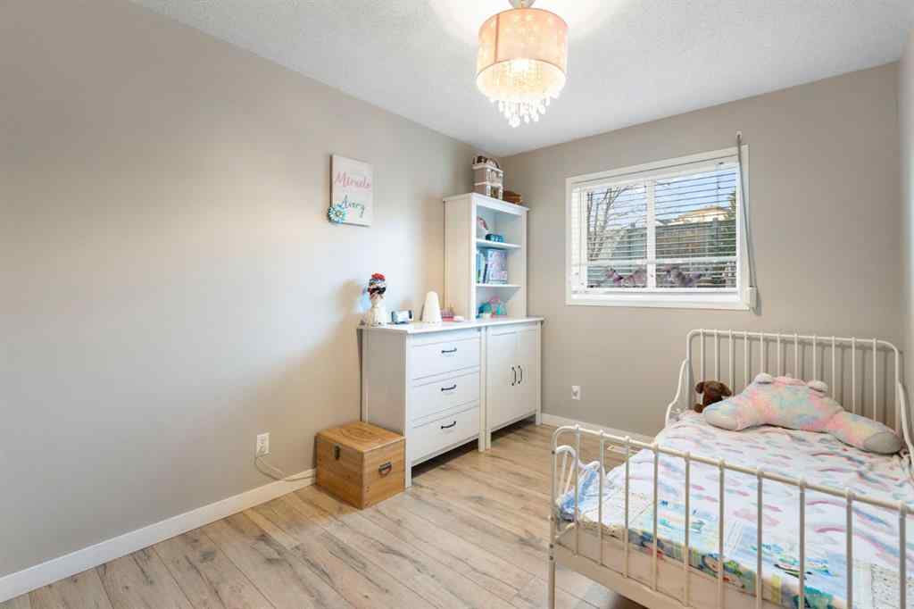 MLS&reg; # A2270121 - 204 Hidden Spring Green NW in Hidden Valley Calgary, Residential Open Houses