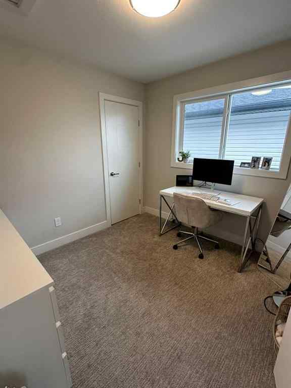 MLS&reg; # A2270122 - 3009 46 Street S in Discovery Lethbridge, Rental Open Houses