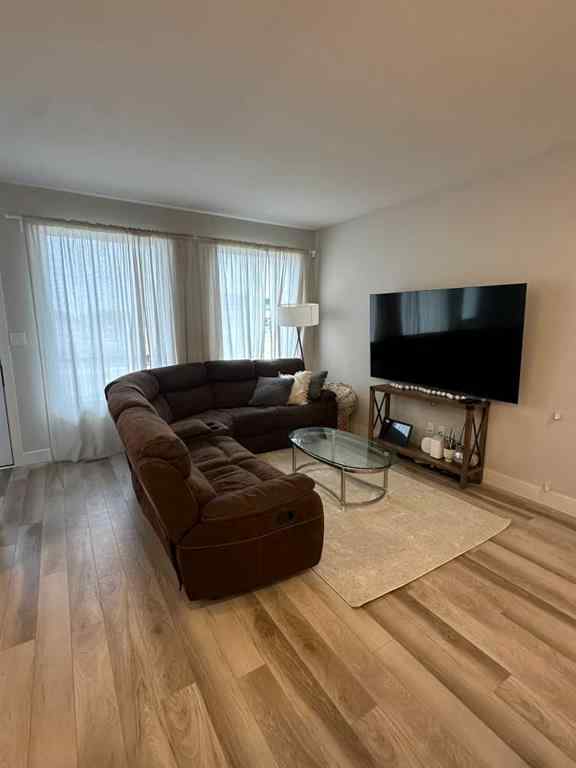 MLS&reg; # A2270122 - 3009 46 Street S in Discovery Lethbridge, Rental Open Houses