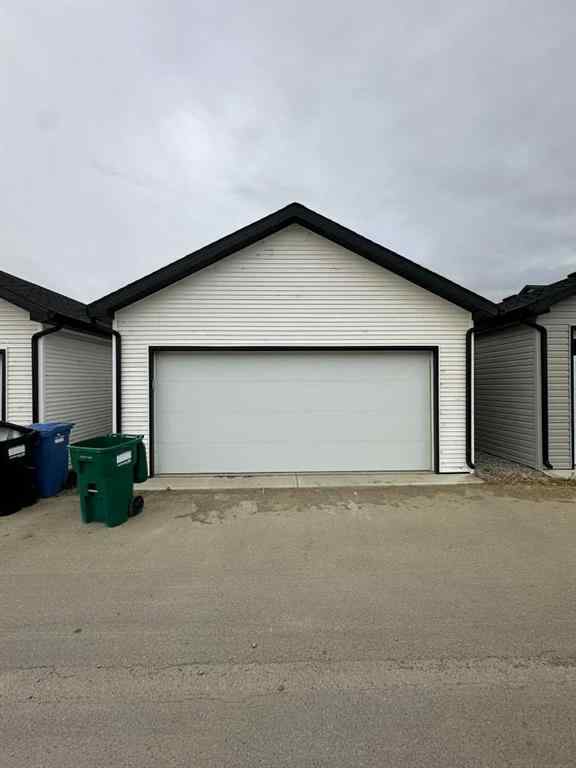 MLS&reg; # A2270122 - 3009 46 Street S in Discovery Lethbridge, Rental Open Houses