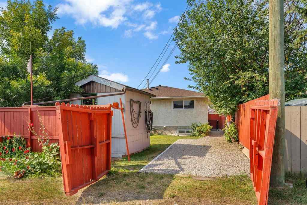 MLS&reg; # A2270123 - 1271 Penedo Crescent SE in Penbrooke Meadows Calgary, Residential Open Houses