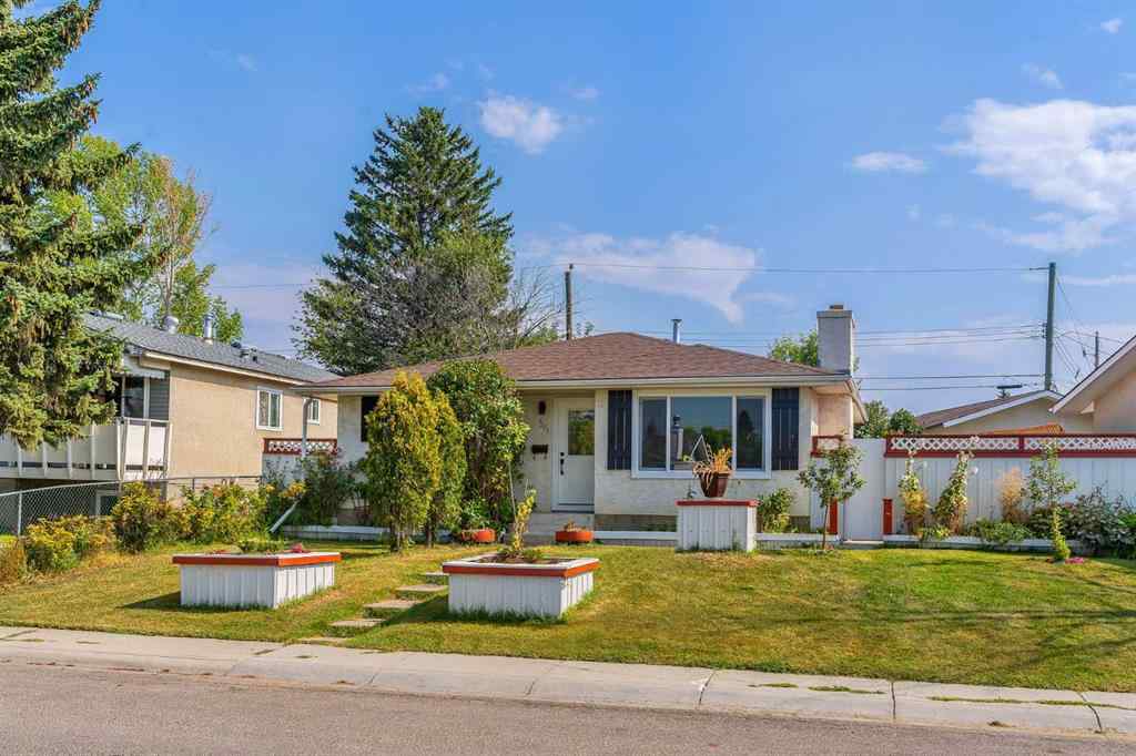 MLS&reg; # A2270123 - 1271 Penedo Crescent SE in Penbrooke Meadows Calgary, Residential Open Houses