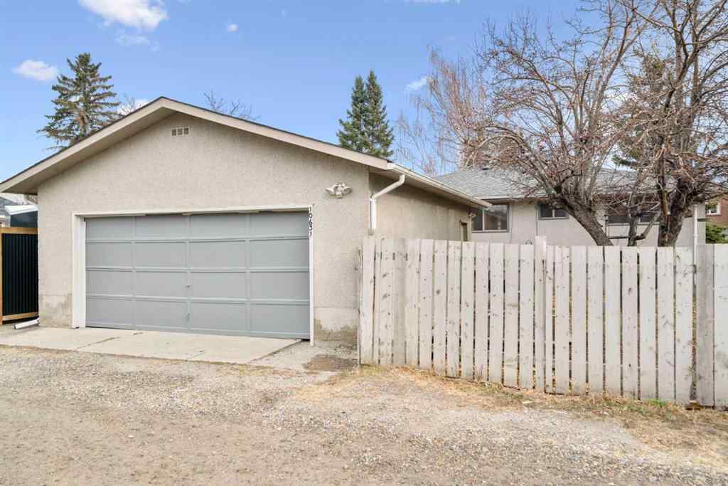 MLS® A2270130 - 10631 Elbow Drive SW in Southwood Calgary, Residential