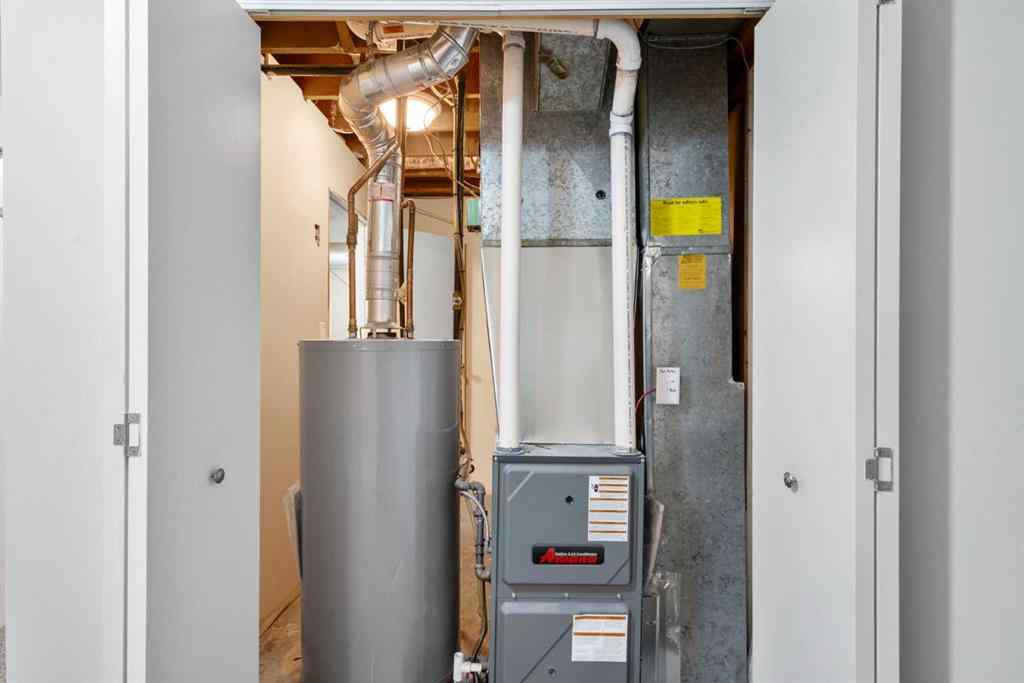 MLS® A2270130 - 10631 Elbow Drive SW in Southwood Calgary, Residential