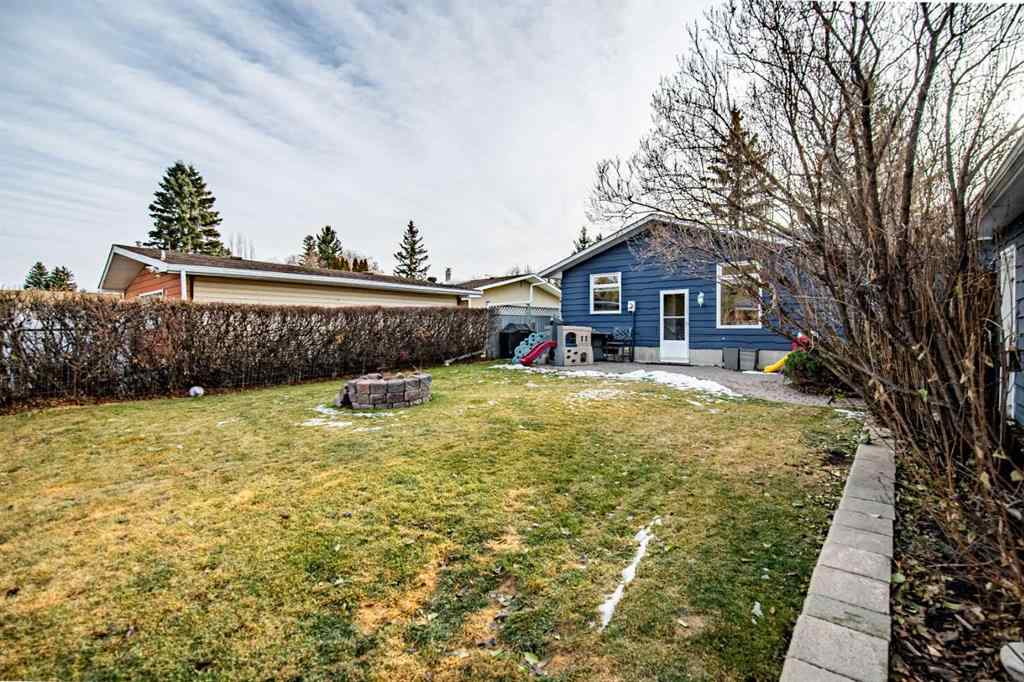 MLS&reg; # A2270131 - 89 Selkirk Boulevard  in Sunnybrook Red Deer, Residential Open Houses