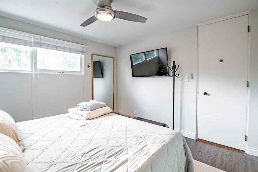 MLS&reg; # A2270131 - 89 Selkirk Boulevard  in Sunnybrook Red Deer, Residential Open Houses