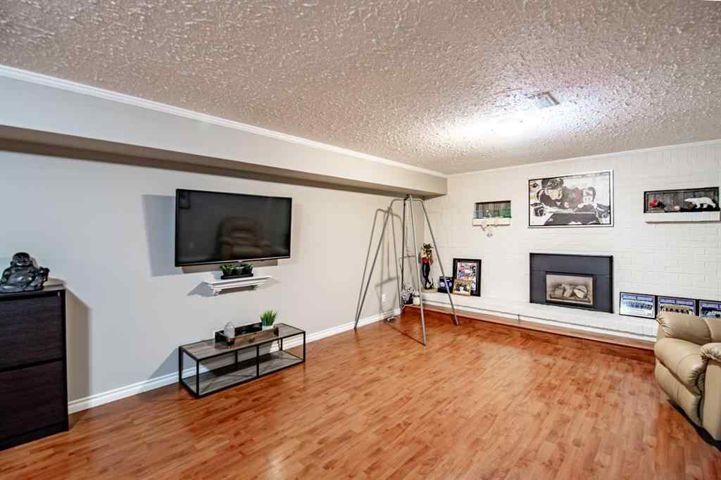 MLS&reg; # A2270131 - 89 Selkirk Boulevard  in Sunnybrook Red Deer, Residential Open Houses