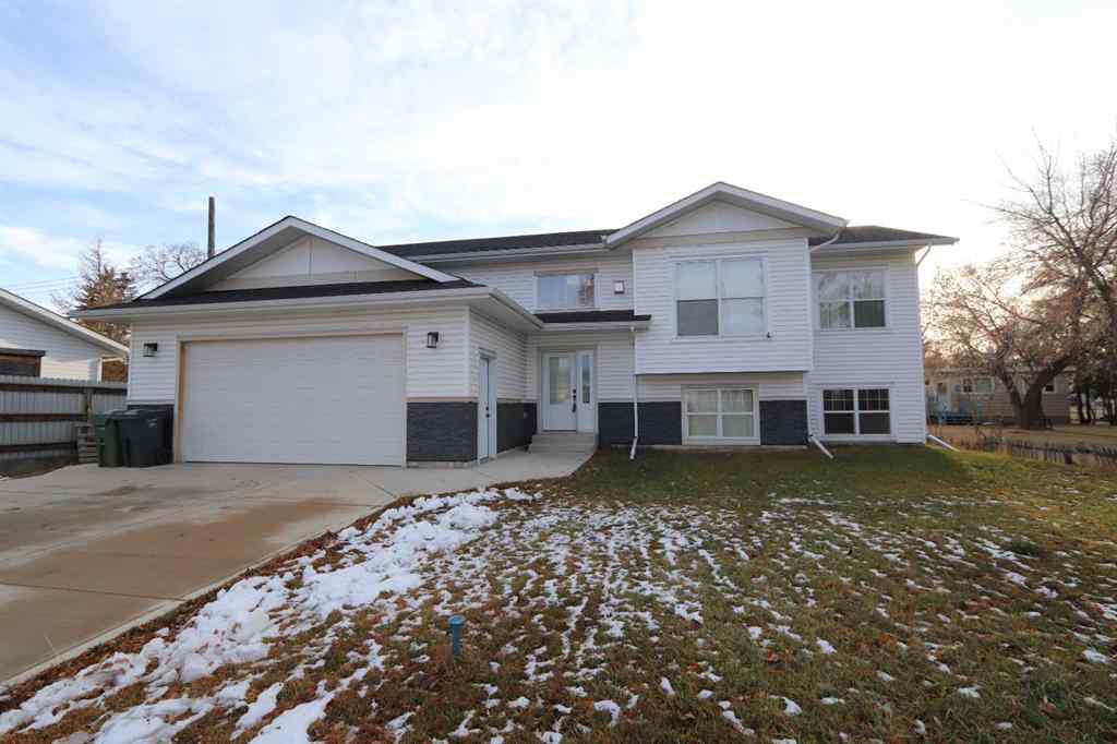MLS&reg; # A2270138 - 5209 57 Avenue  in Central Ponoka Ponoka, Residential Open Houses