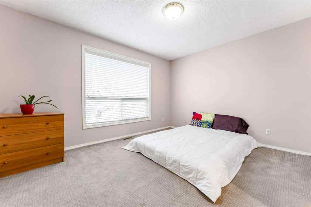 MLS® A2270141 - 6640 Temple Drive NE in Temple Calgary, Residential