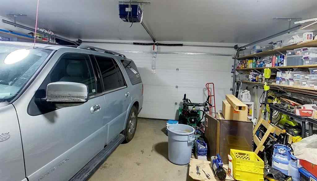 MLS&reg; # A2270143 - 6102 11 Avenue  in Edson Edson, Residential Open Houses