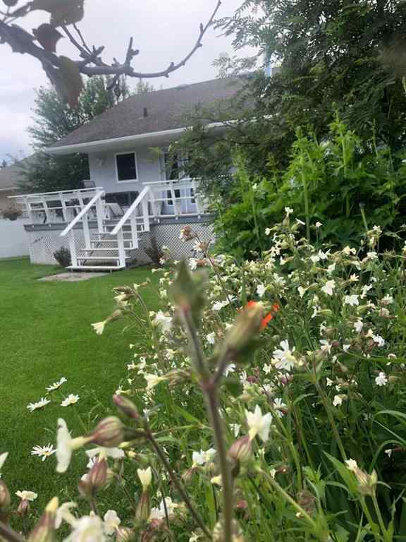 MLS&reg; # A2270143 - 6102 11 Avenue  in Edson Edson, Residential Open Houses