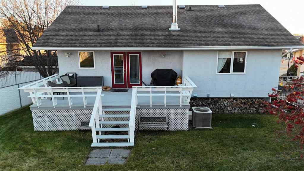 MLS&reg; # A2270143 - 6102 11 Avenue  in Edson Edson, Residential Open Houses