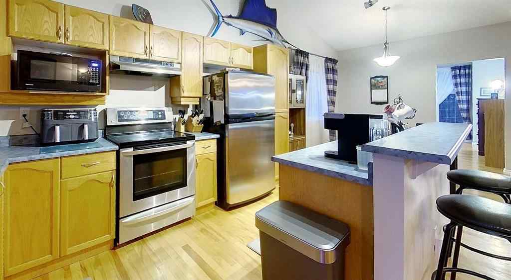 MLS&reg; # A2270143 - 6102 11 Avenue  in Edson Edson, Residential Open Houses