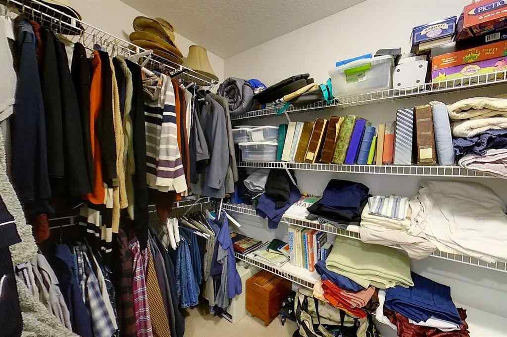 MLS&reg; # A2270143 - 6102 11 Avenue  in Edson Edson, Residential Open Houses