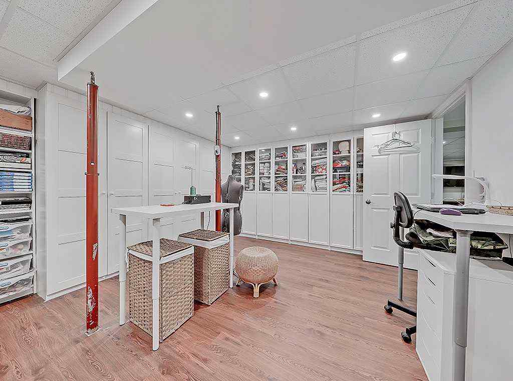 MLS&reg; # A2270146 - 405 6 Avenue SW in Central High River High River, Residential Open Houses