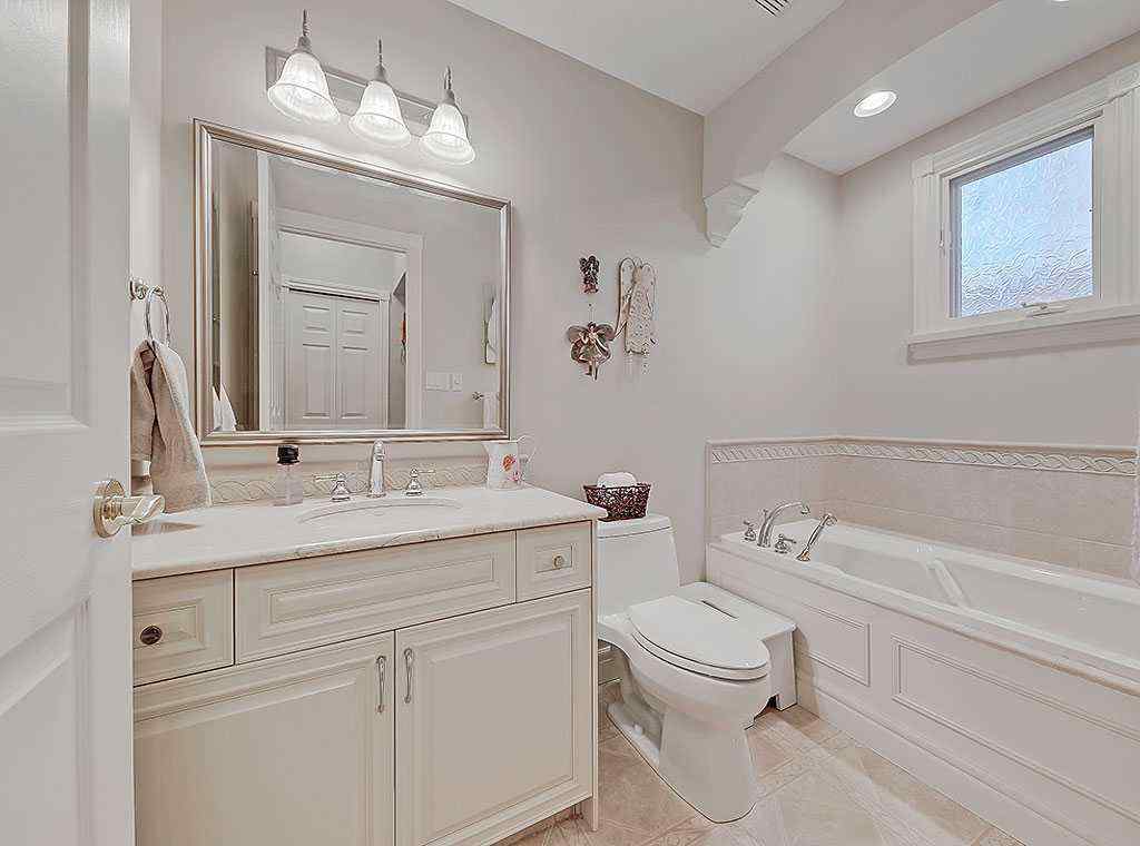 MLS&reg; # A2270146 - 405 6 Avenue SW in Central High River High River, Residential Open Houses