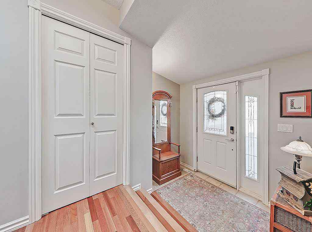 MLS&reg; # A2270146 - 405 6 Avenue SW in Central High River High River, Residential Open Houses