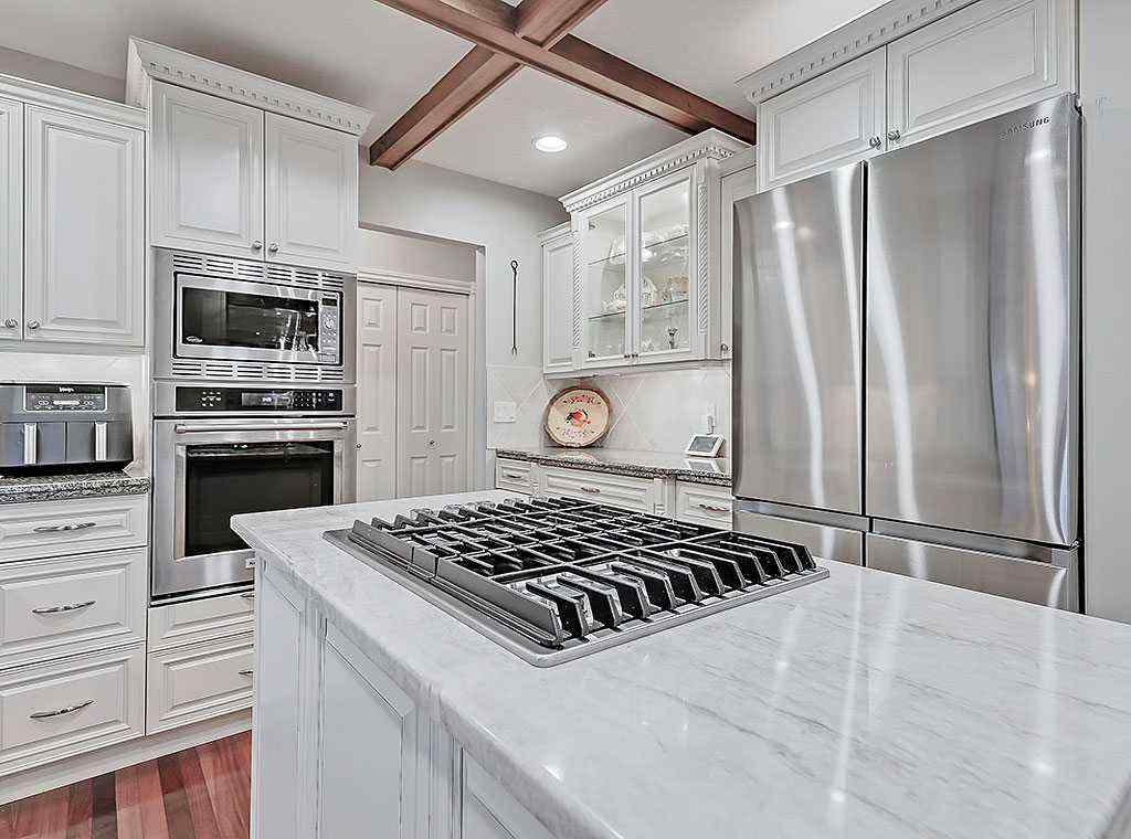 MLS&reg; # A2270146 - 405 6 Avenue SW in Central High River High River, Residential Open Houses