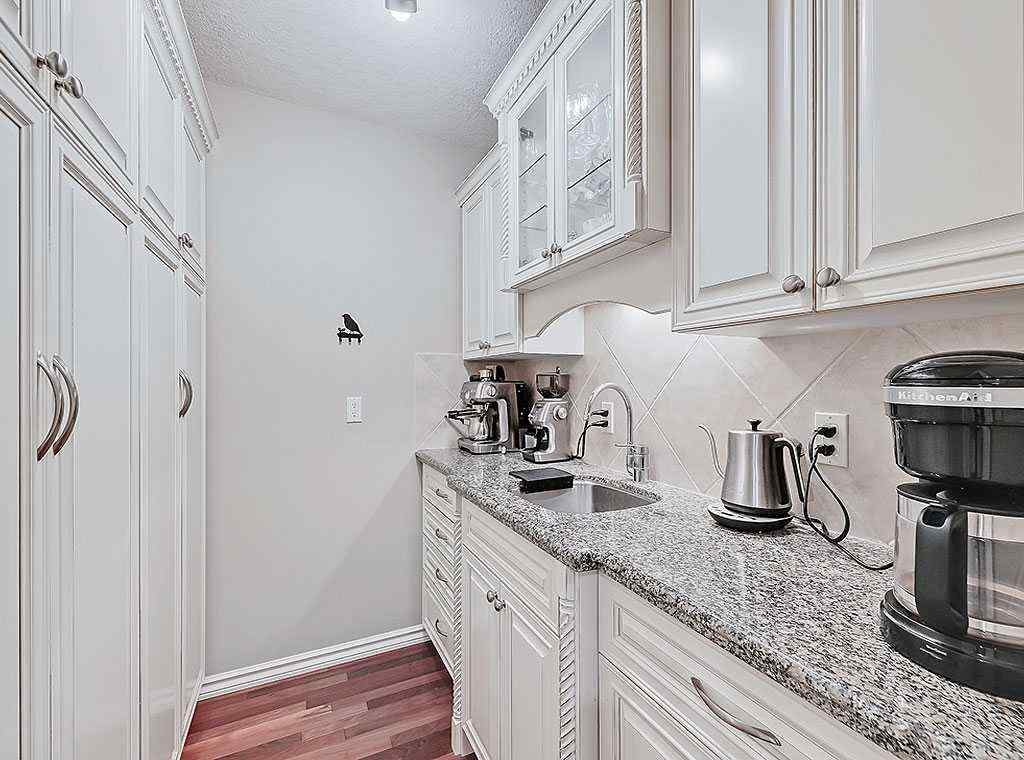 MLS&reg; # A2270146 - 405 6 Avenue SW in Central High River High River, Residential Open Houses