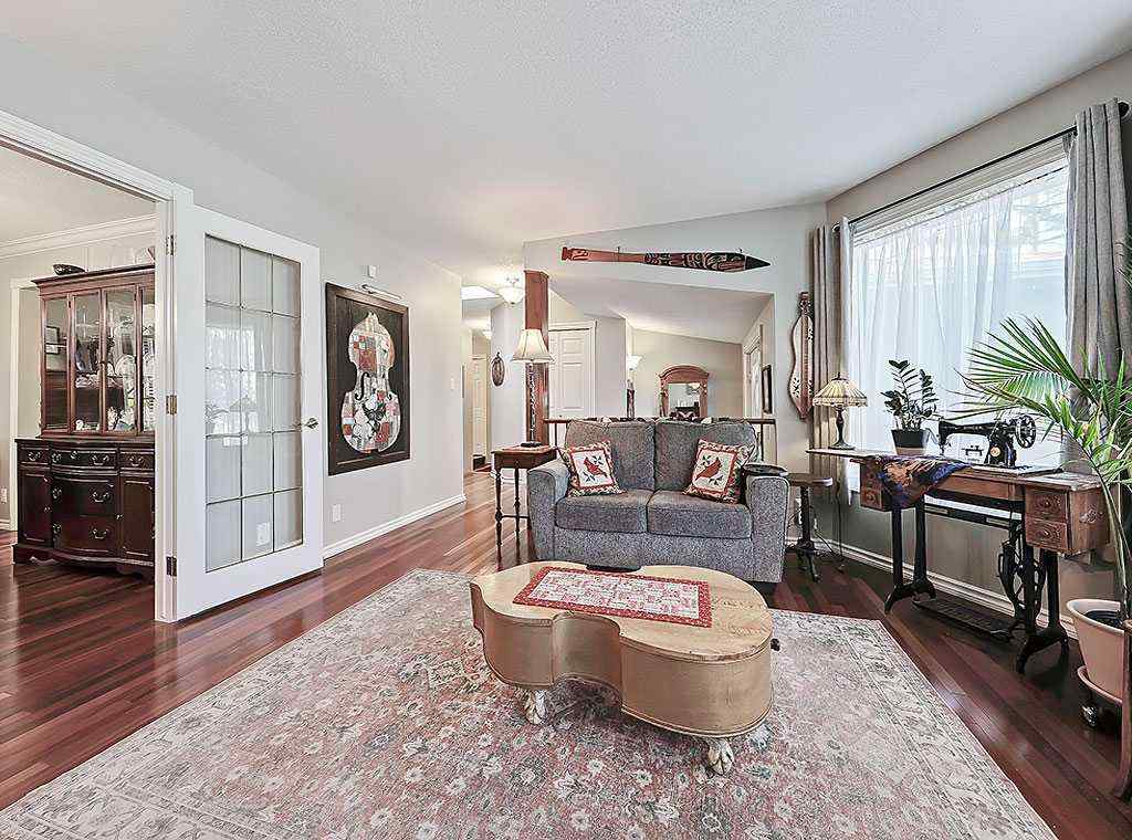 MLS&reg; # A2270146 - 405 6 Avenue SW in Central High River High River, Residential Open Houses