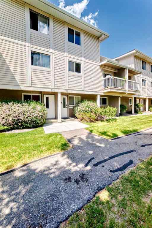 MLS&reg; # A2270147 - Unit #111 3015 51 Street SW in Glenbrook Calgary, Residential Open Houses