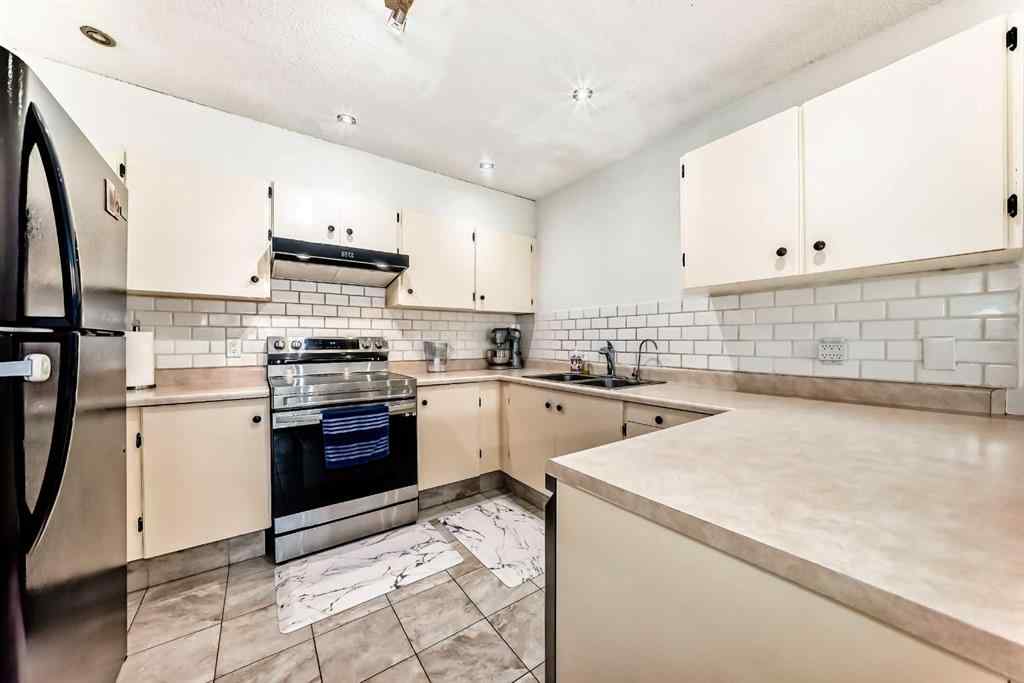 MLS&reg; # A2270147 - Unit #111 3015 51 Street SW in Glenbrook Calgary, Residential Open Houses