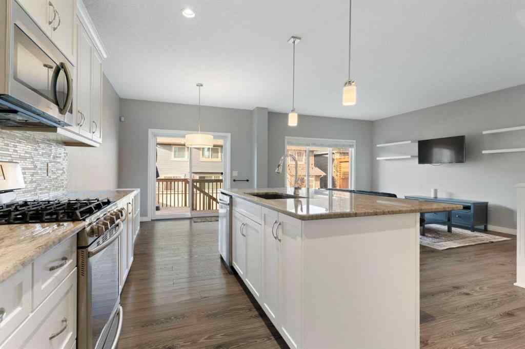 MLS&reg; # A2270149 - 132 Kingsbury Close SE in Kings Heights Airdrie, Residential Open Houses