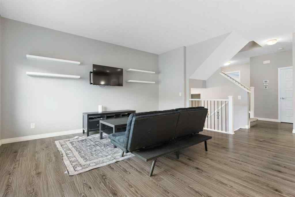 MLS&reg; # A2270149 - 132 Kingsbury Close SE in Kings Heights Airdrie, Residential Open Houses