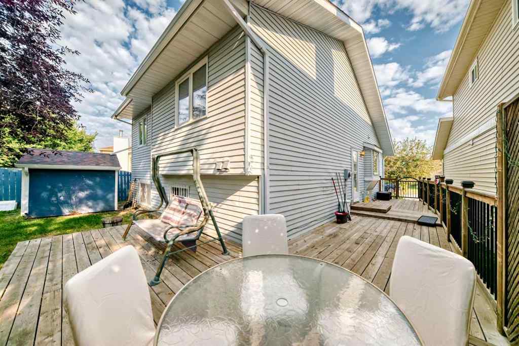 MLS&reg; # A2270158 - 1235 Sandpiper Road NW in Sandstone Valley Calgary, Residential Open Houses