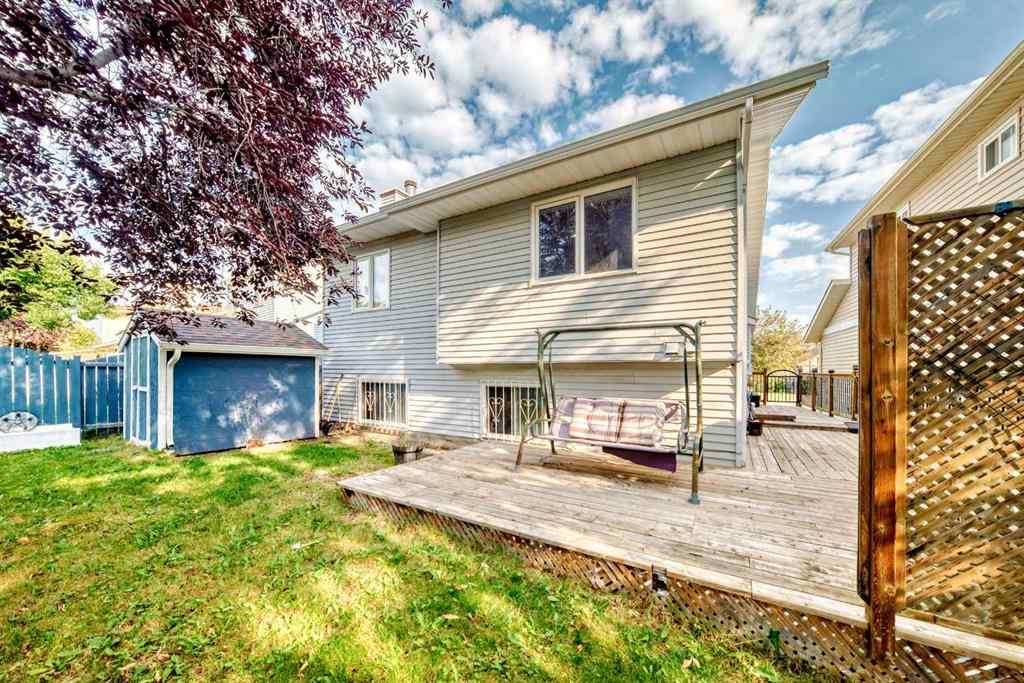 MLS&reg; # A2270158 - 1235 Sandpiper Road NW in Sandstone Valley Calgary, Residential Open Houses