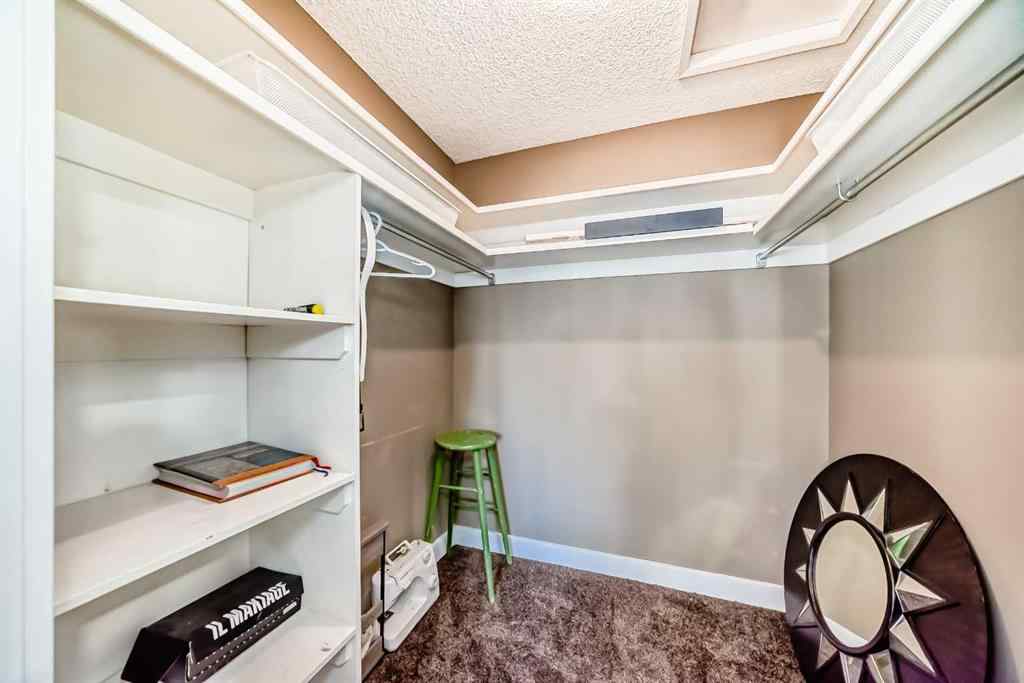 MLS® A2270161 - 36 Varsity Estates Court NW in Varsity Calgary, Residential