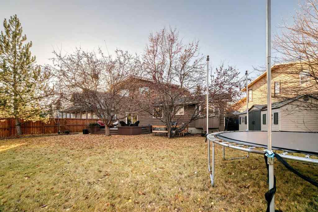 MLS® A2270161 - 36 Varsity Estates Court NW in Varsity Calgary, Residential