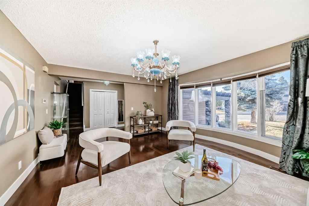 MLS® A2270161 - 36 Varsity Estates Court NW in Varsity Calgary, Residential